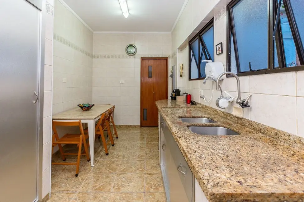 Casa com 3 quartos à venda, 150m2 em Aclimação, São Paulo - SP - imagem 7 Foto 7 de Casa com 3 quartos à venda, 150m2 em Aclimação, São Paulo - SP