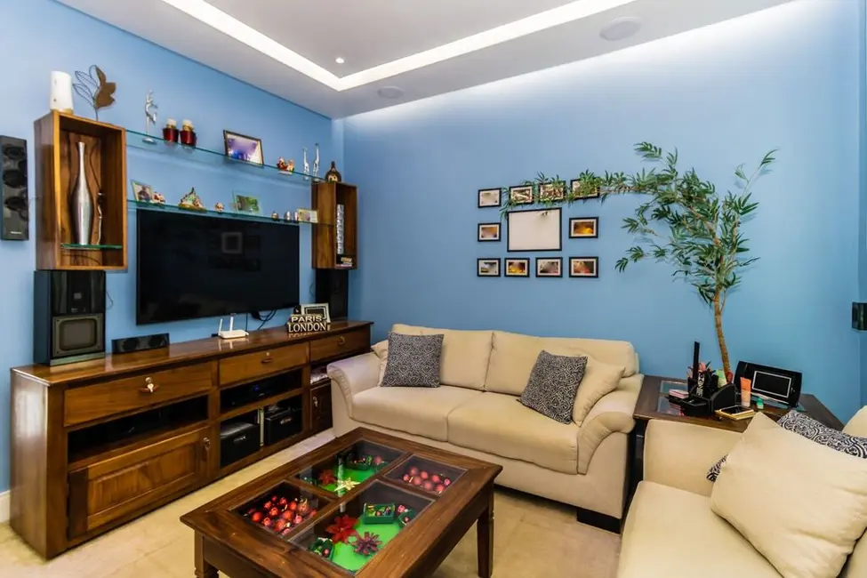 Casa com 3 quartos à venda, 235m2 em Ermelino Matarazzo, São Paulo - SP - imagem 5 Foto 5 de Casa com 3 quartos à venda, 235m2 em Ermelino Matarazzo, São Paulo - SP