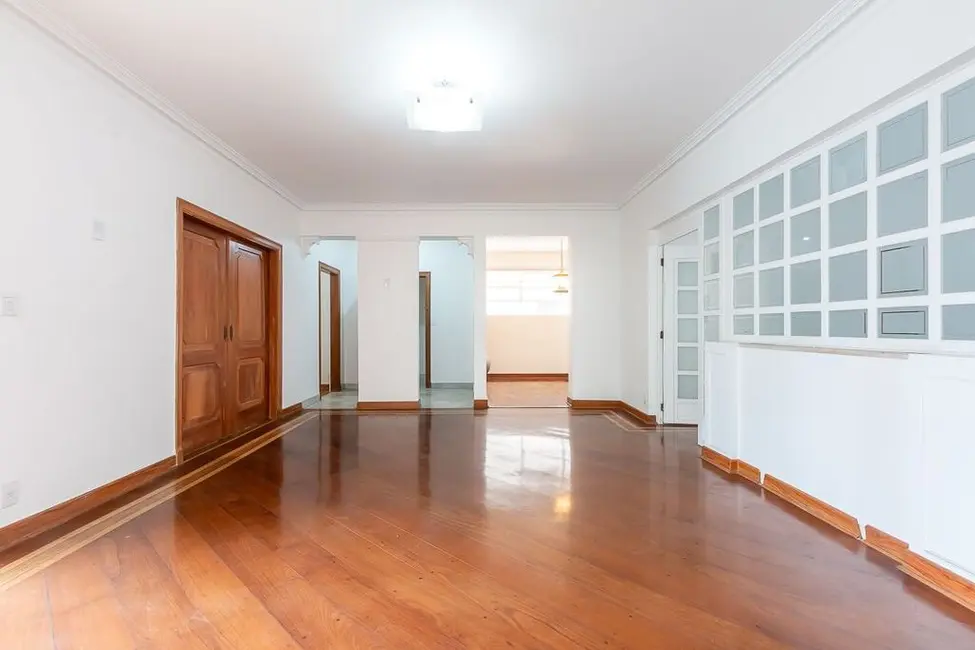 Apartamento com 3 quartos à venda, 229m2 em Higienópolis, São Paulo - SP - imagem 3 Foto 3 de Apartamento com 3 quartos à venda, 229m2 em Higienópolis, São Paulo - SP