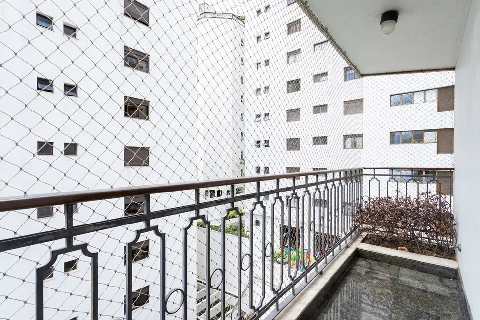 Apartamento com 3 quartos à venda, 269m2 em Higienópolis, São Paulo - SP - imagem 4 Foto 4 de Apartamento com 3 quartos à venda, 269m2 em Higienópolis, São Paulo - SP