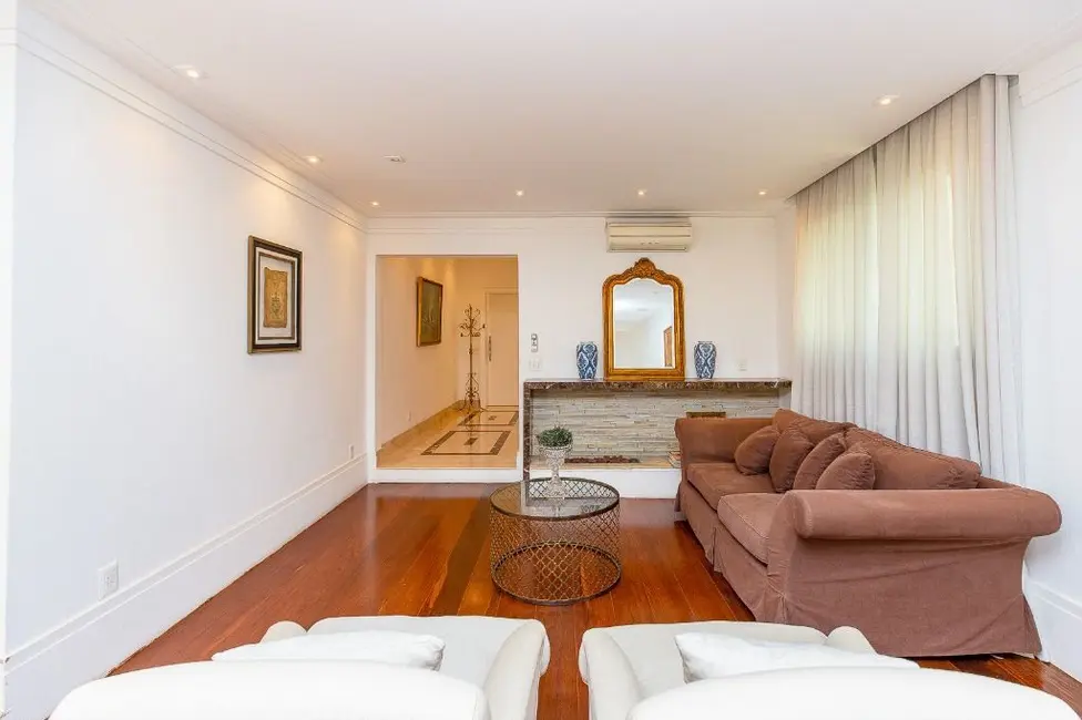Apartamento com 3 quartos à venda, 235m2 em Higienópolis, São Paulo - SP - imagem 5 Foto 5 de Apartamento com 3 quartos à venda, 235m2 em Higienópolis, São Paulo - SP