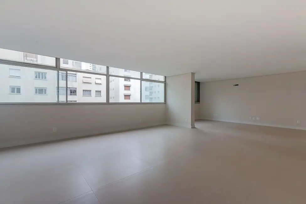 Foto 4 de Apartamento com 3 quartos à venda, 236m2 em Higienópolis, São Paulo - SP