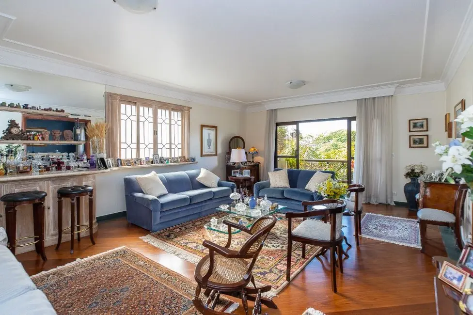 Apartamento com 3 quartos à venda, 200m2 em Indianópolis, São Paulo - SP - imagem 2 Foto 2 de Apartamento com 3 quartos à venda, 200m2 em Indianópolis, São Paulo - SP