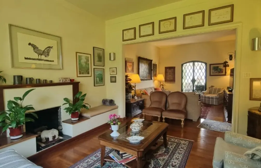 Foto 1 de Casa com 3 quartos à venda, 350m2 em Pacaembu, São Paulo - SP