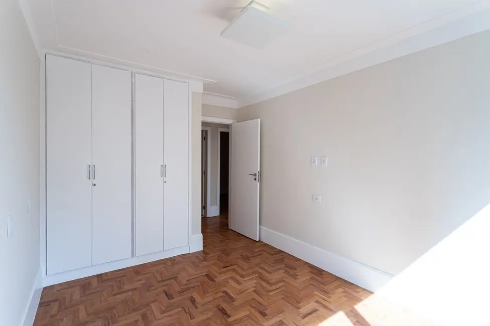 Apartamento com 3 quartos à venda, 111m2 em Pinheiros, São Paulo - SP - imagem 8 Foto 8 de Apartamento com 3 quartos à venda, 111m2 em Pinheiros, São Paulo - SP