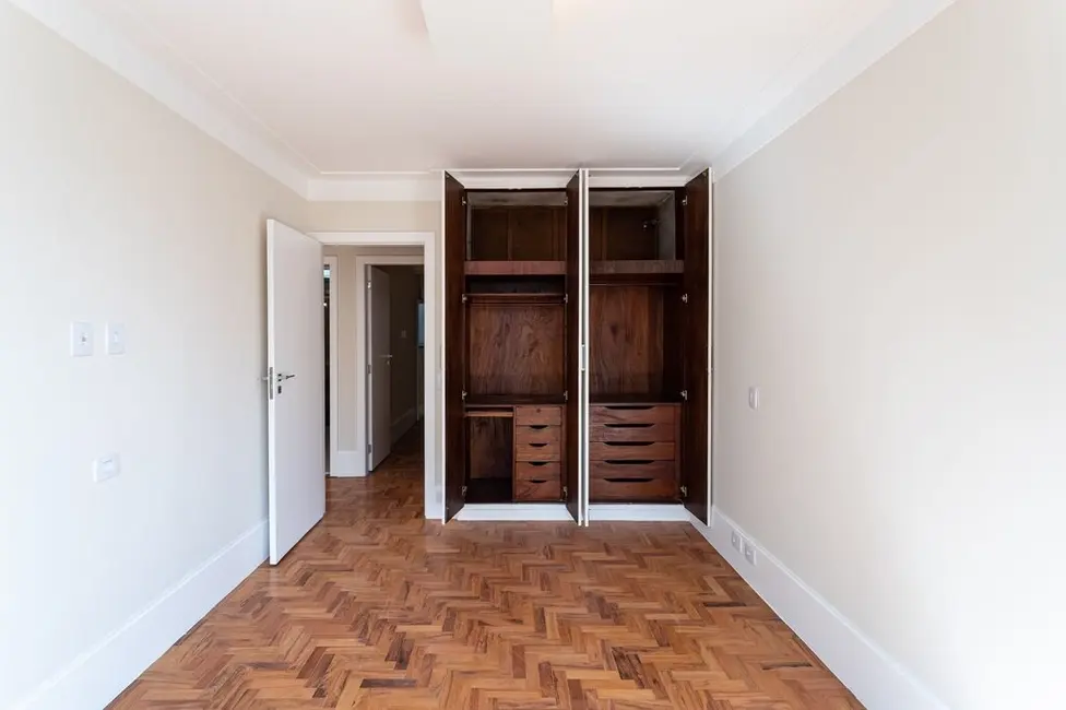 Apartamento com 3 quartos à venda, 111m2 em Pinheiros, São Paulo - SP - imagem 5 Foto 5 de Apartamento com 3 quartos à venda, 111m2 em Pinheiros, São Paulo - SP