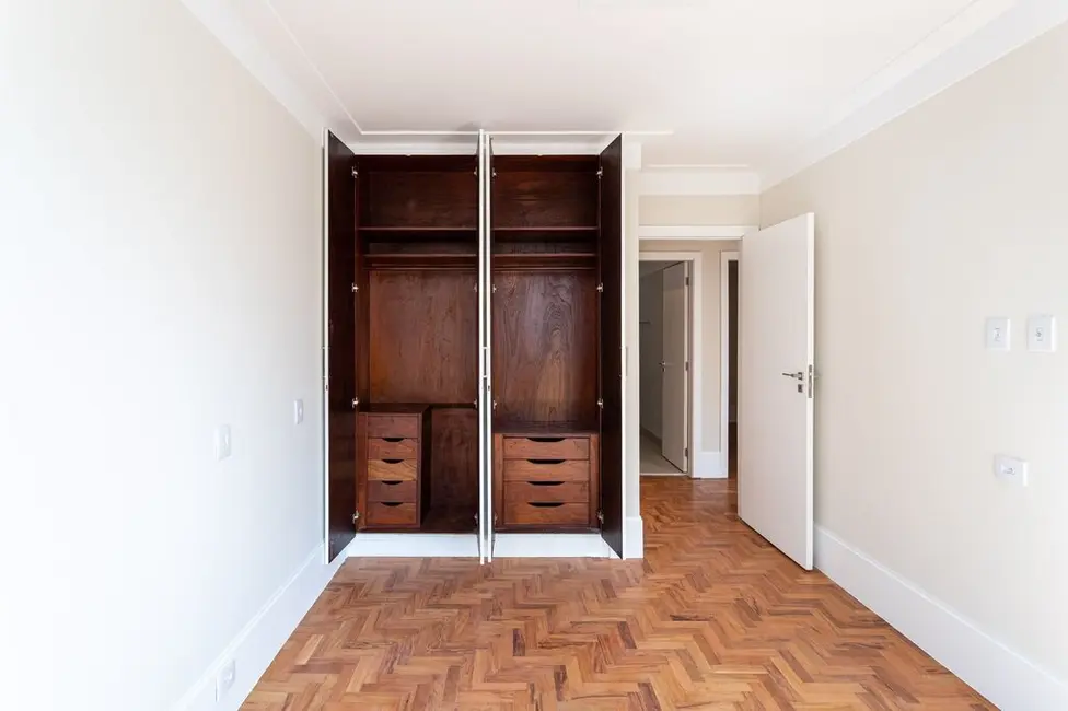 Apartamento com 3 quartos à venda, 111m2 em Pinheiros, São Paulo - SP - imagem 6 Foto 6 de Apartamento com 3 quartos à venda, 111m2 em Pinheiros, São Paulo - SP