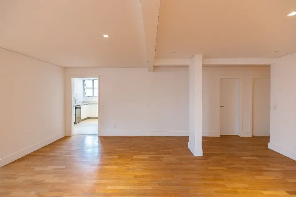 Foto 2 de Apartamento com 2 quartos à venda, 101m2 em Jardim América, São Paulo - SP