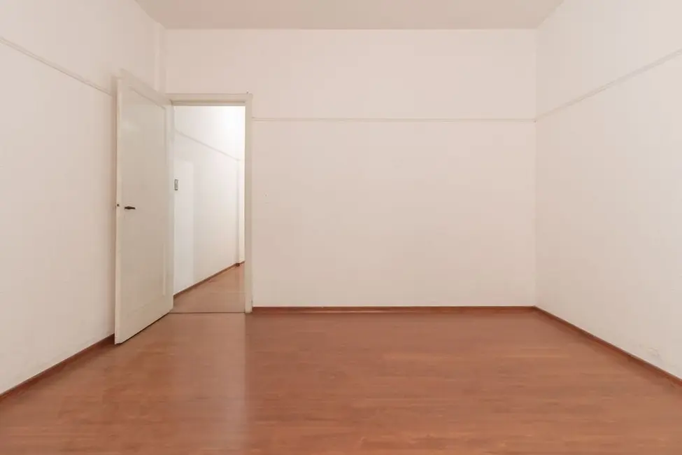 Foto 2 de Apartamento com 2 quartos à venda, 66m2 em República, São Paulo - SP