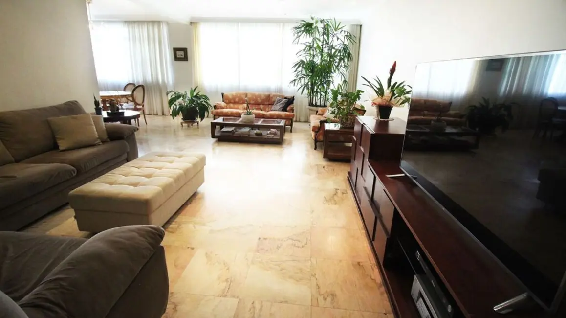 Foto 4 de Apartamento com 3 quartos à venda, 210m2 em Santa Cecília, São Paulo - SP