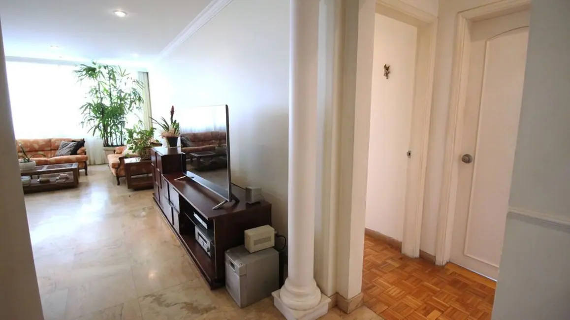 Foto 9 de Apartamento com 3 quartos à venda, 210m2 em Santa Cecília, São Paulo - SP