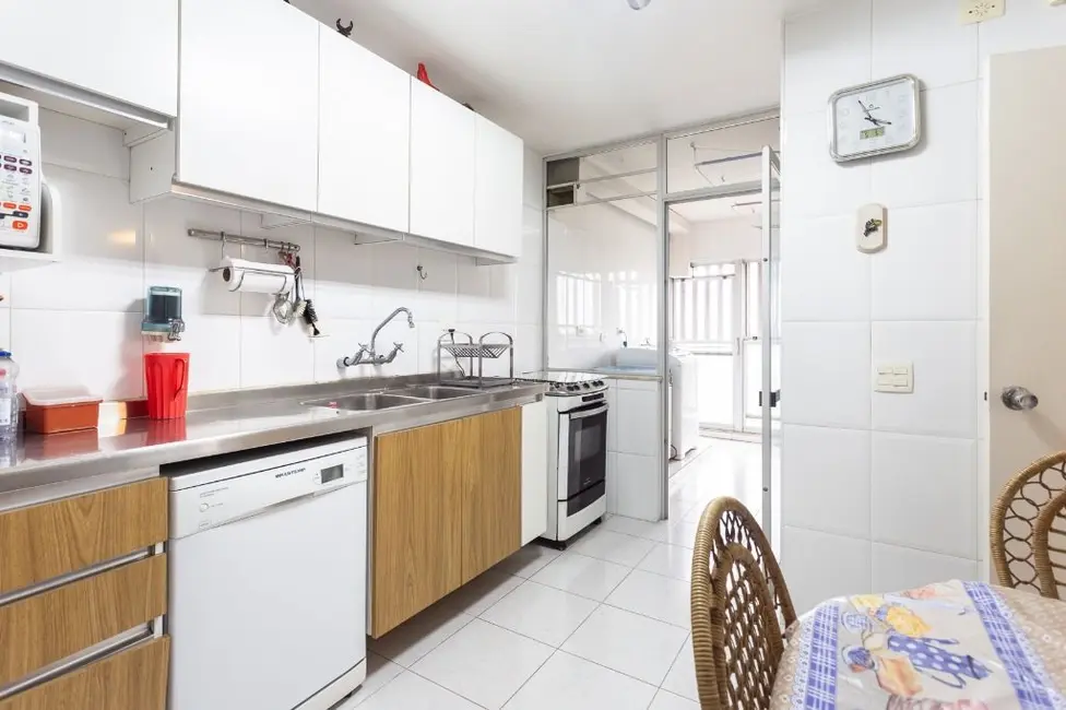 Foto 9 de Apartamento com 3 quartos à venda, 118m2 em Sumaré, São Paulo - SP