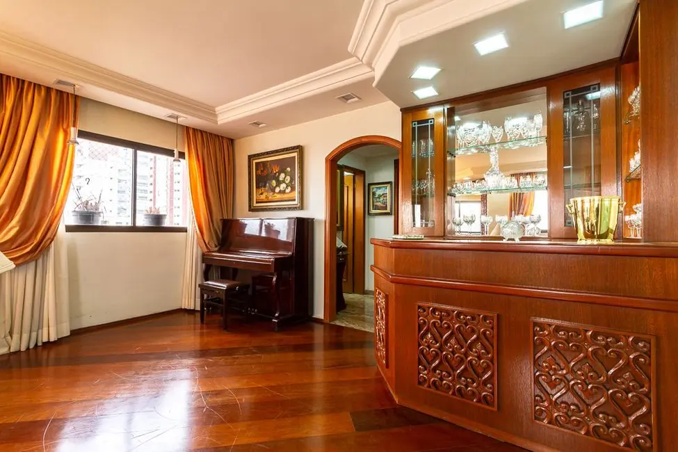 Apartamento com 4 quartos à venda, 215m2 em Tatuapé, São Paulo - SP - imagem 4 Foto 4 de Apartamento com 4 quartos à venda, 215m2 em Tatuapé, São Paulo - SP