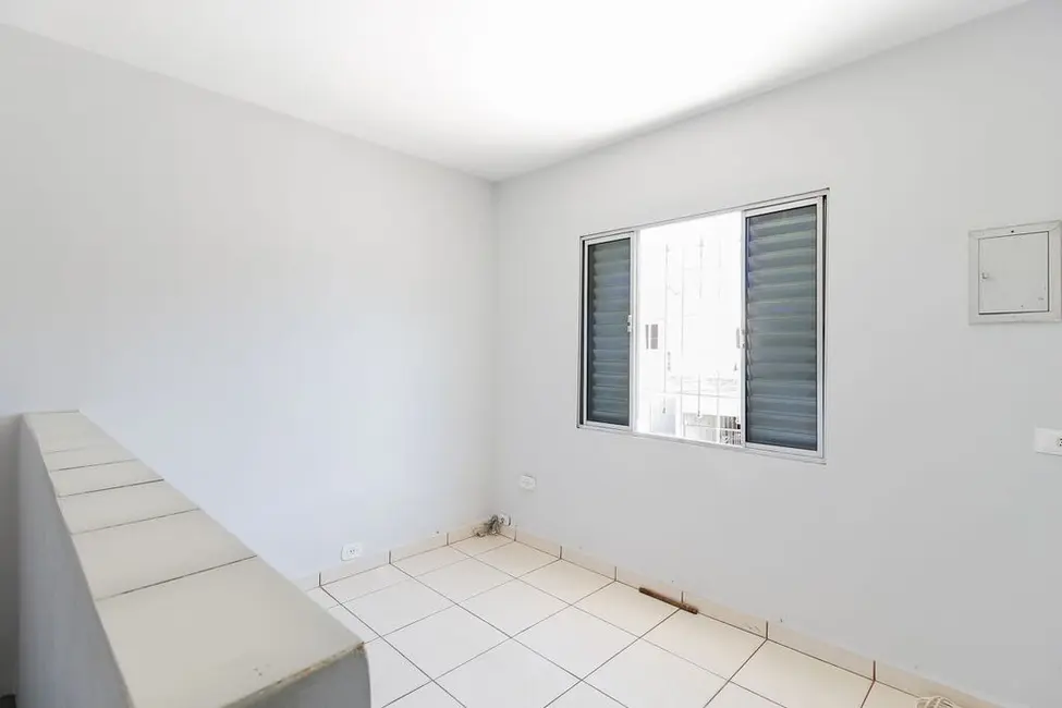 Casa com 5 quartos à venda, 130m2 em Vila Antonieta, São Paulo - SP - imagem 3 Foto 3 de Casa com 5 quartos à venda, 130m2 em Vila Antonieta, São Paulo - SP