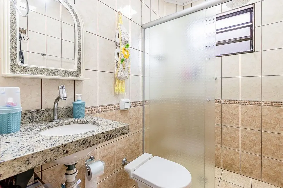 Foto 6 de Casa com 3 quartos à venda, 231m2 em Vila Carmosina, São Paulo - SP