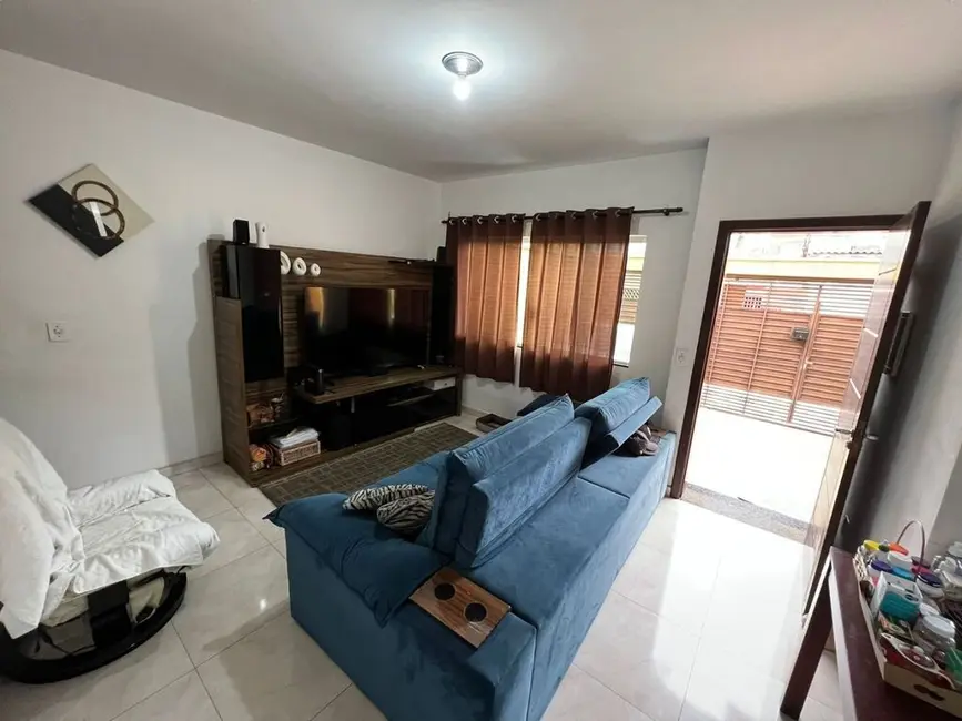 Foto 4 de Casa com 2 quartos à venda, 200m2 em Vila Curuçá, São Paulo - SP