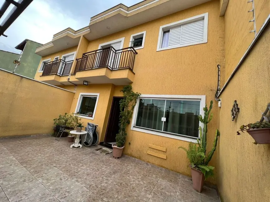 Foto 2 de Casa com 2 quartos à venda, 200m2 em Vila Curuçá, São Paulo - SP