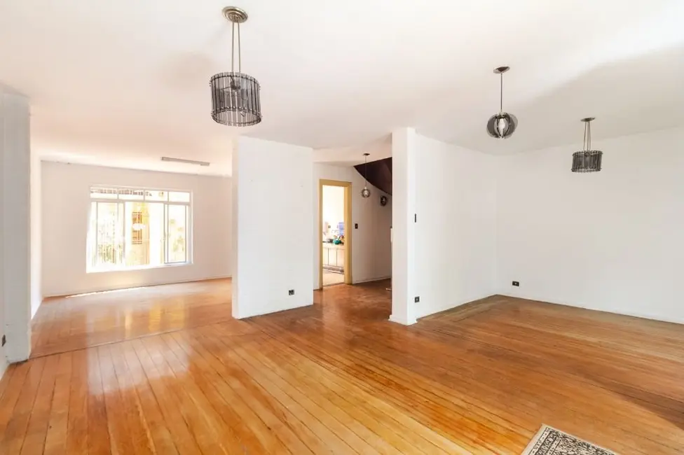 Casa com 3 quartos à venda, 180m2 em Vila Mariana, São Paulo - SP - imagem 2 Foto 2 de Casa com 3 quartos à venda, 180m2 em Vila Mariana, São Paulo - SP