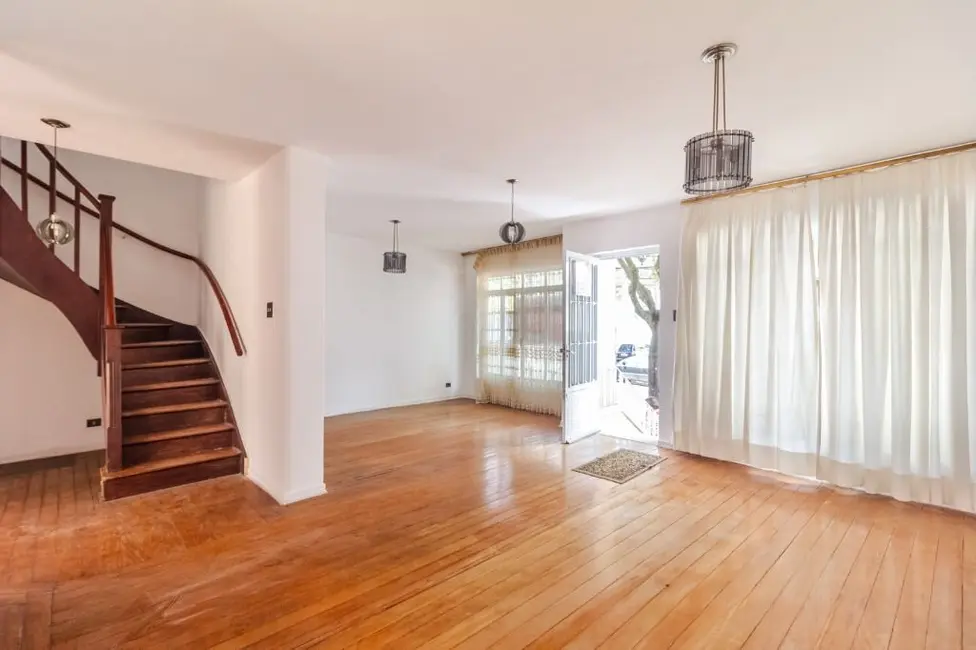 Casa com 3 quartos à venda, 180m2 em Vila Mariana, São Paulo - SP - imagem 1 Foto 1 de Casa com 3 quartos à venda, 180m2 em Vila Mariana, São Paulo - SP