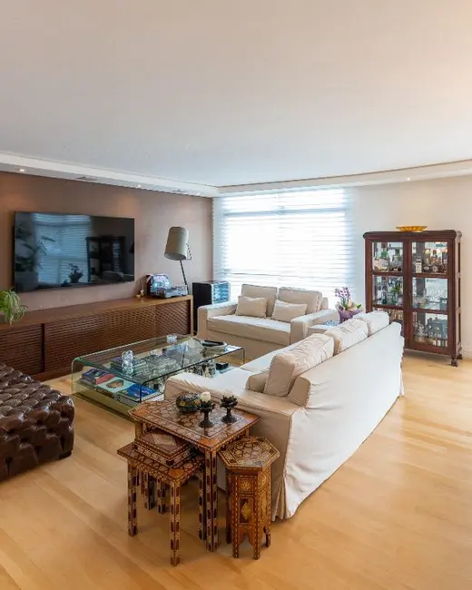 Foto 6 de Apartamento com 3 quartos à venda, 152m2 em Vila Mariana, São Paulo - SP