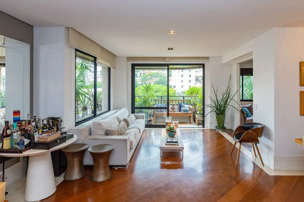 Apartamento com 3 quartos à venda, 205m2 em Vila Mariana, São Paulo - SP - imagem 9 Foto 9 de Apartamento com 3 quartos à venda, 205m2 em Vila Mariana, São Paulo - SP