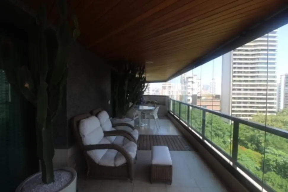 Apartamento com 3 quartos à venda, 386m2 em Vila Nova Conceição, São Paulo - SP - imagem 8 Foto 8 de Apartamento com 3 quartos à venda, 386m2 em Vila Nova Conceição, São Paulo - SP