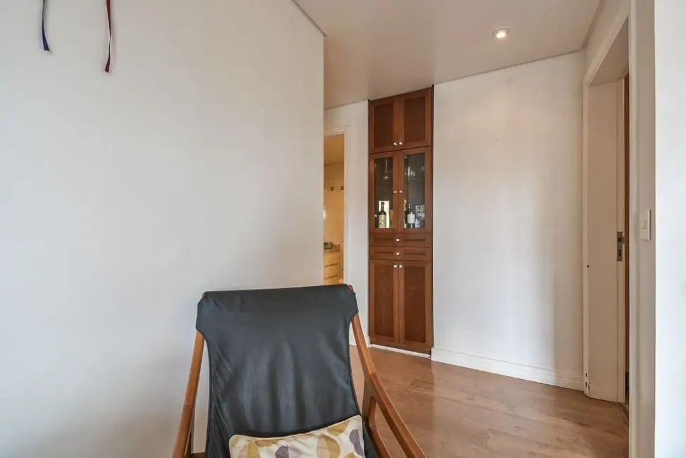 Apartamento com 3 quartos à venda, 91m2 em Vila Olímpia, São Paulo - SP - imagem 6 Foto 6 de Apartamento com 3 quartos à venda, 91m2 em Vila Olímpia, São Paulo - SP