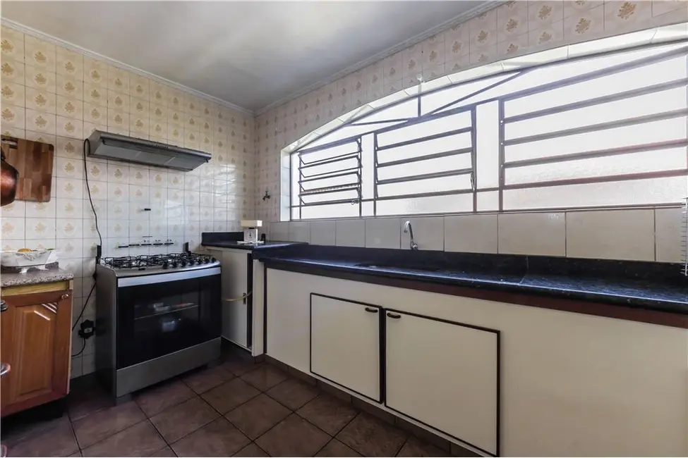 Foto 6 de Casa com 3 quartos à venda, 539m2 em Centro, Poa - SP