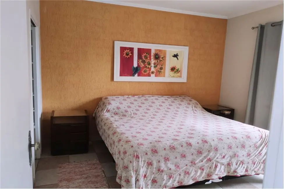 Casa com 4 quartos à venda, 230m2 em Jardim Cândida, Poa - SP - imagem 9 Foto 9 de Casa com 4 quartos à venda, 230m2 em Jardim Cândida, Poa - SP