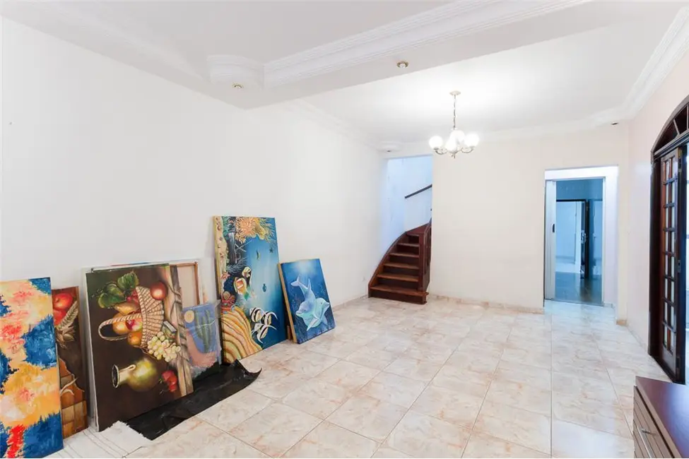 Foto 3 de Casa com 3 quartos à venda, 200m2 em Água Rasa, São Paulo - SP