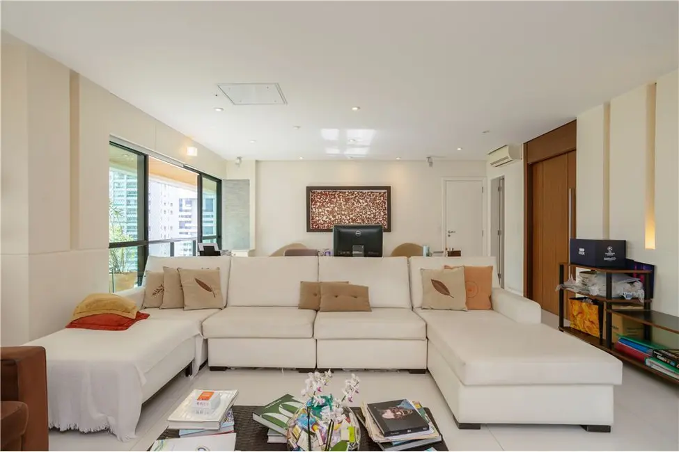 Foto 2 de Apartamento com 4 quartos à venda, 235m2 em Aclimação, São Paulo - SP