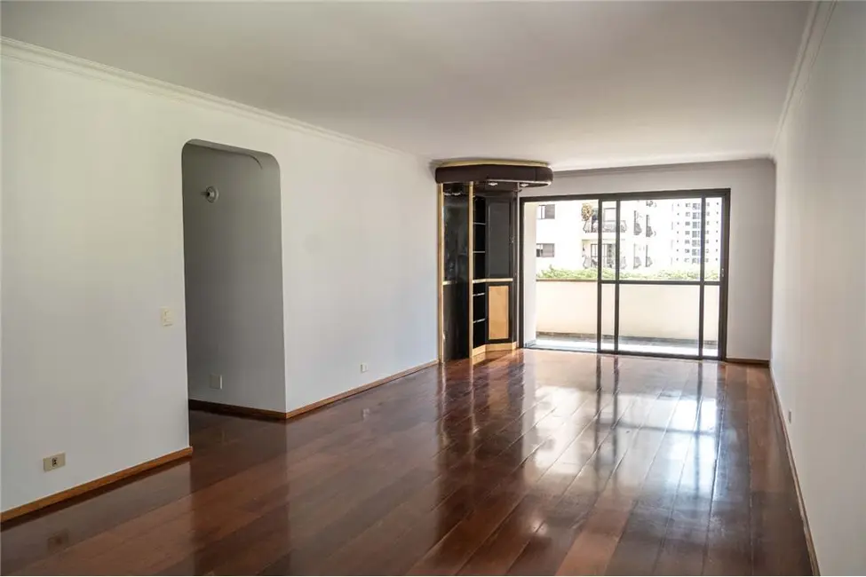 Apartamento com 3 quartos à venda, 207m2 em Brooklin Novo, São Paulo - SP - imagem 2 Foto 2 de Apartamento com 3 quartos à venda, 207m2 em Brooklin Novo, São Paulo - SP