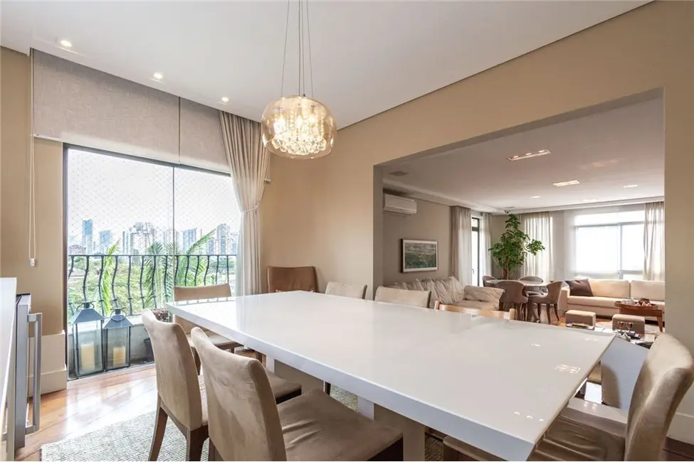 Apartamento com 3 quartos à venda, 210m2 em Brooklin Novo, São Paulo - SP - imagem 9 Foto 9 de Apartamento com 3 quartos à venda, 210m2 em Brooklin Novo, São Paulo - SP