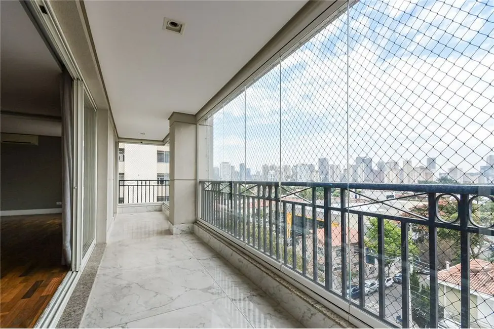 Apartamento com 3 quartos à venda, 235m2 em Brooklin Novo, São Paulo - SP - imagem 8 Foto 8 de Apartamento com 3 quartos à venda, 235m2 em Brooklin Novo, São Paulo - SP