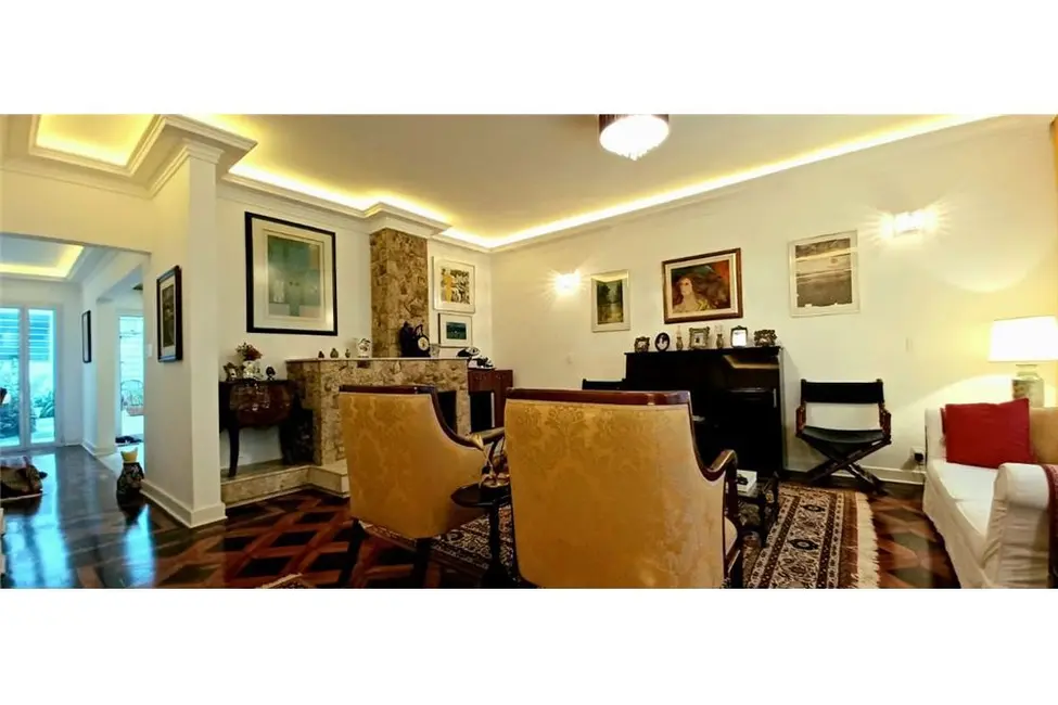 Casa com 3 quartos à venda, 248m2 em Campo Belo, São Paulo - SP - imagem 4 Foto 4 de Casa com 3 quartos à venda, 248m2 em Campo Belo, São Paulo - SP