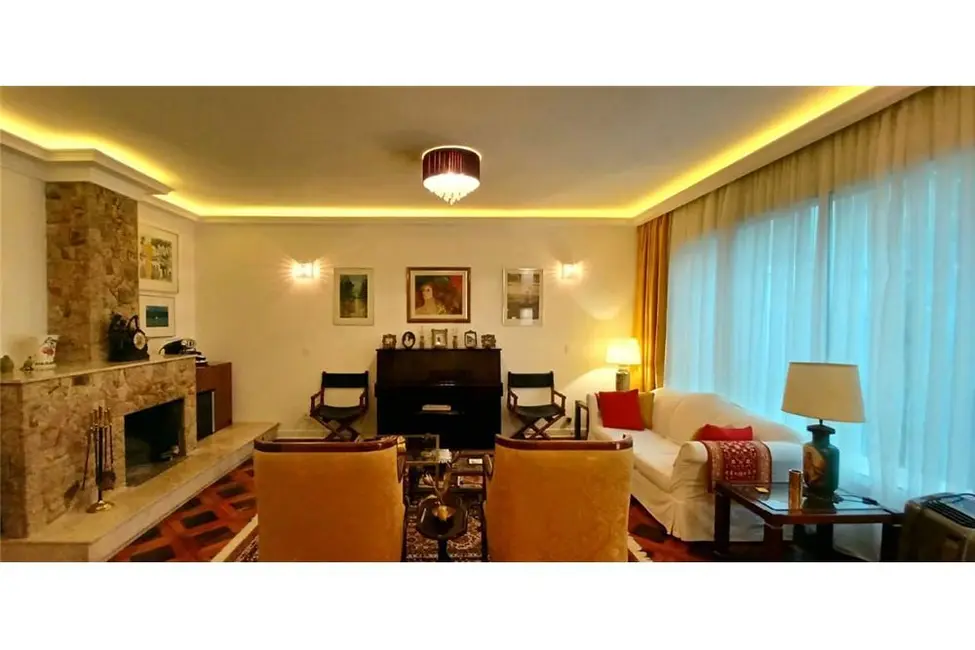 Casa com 3 quartos à venda, 248m2 em Campo Belo, São Paulo - SP - imagem 1 Foto 1 de Casa com 3 quartos à venda, 248m2 em Campo Belo, São Paulo - SP