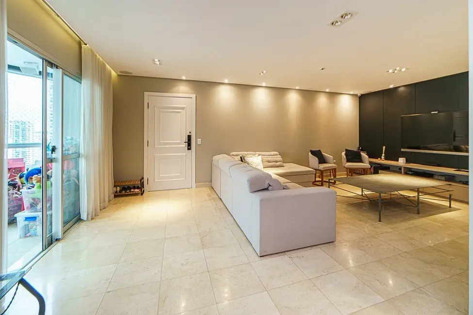 Apartamento com 3 quartos à venda, 192m2 em Campo Belo, São Paulo - SP - imagem 5 Foto 5 de Apartamento com 3 quartos à venda, 192m2 em Campo Belo, São Paulo - SP