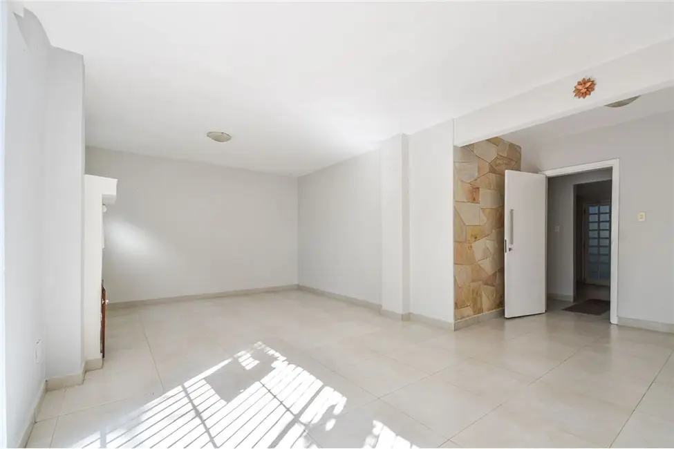 Foto 2 de Casa com 4 quartos à venda, 205m2 em Campo Belo, São Paulo - SP