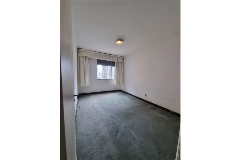 Apartamento com 3 quartos à venda, 121m2 em Centro, São Paulo - SP - imagem 9 Foto 9 de Apartamento com 3 quartos à venda, 121m2 em Centro, São Paulo - SP