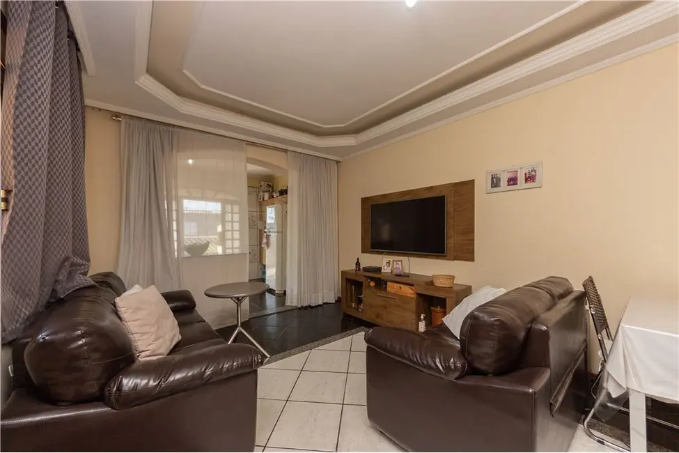 Foto 2 de Casa com 4 quartos à venda, 310m2 em Cidade Líder, São Paulo - SP