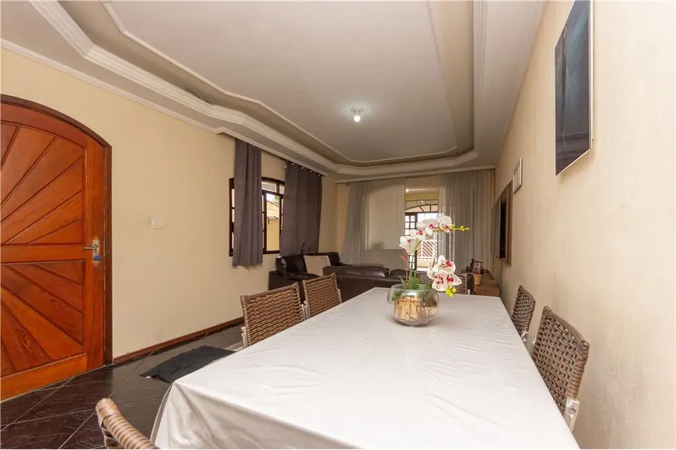 Foto 4 de Casa com 4 quartos à venda, 310m2 em Cidade Líder, São Paulo - SP