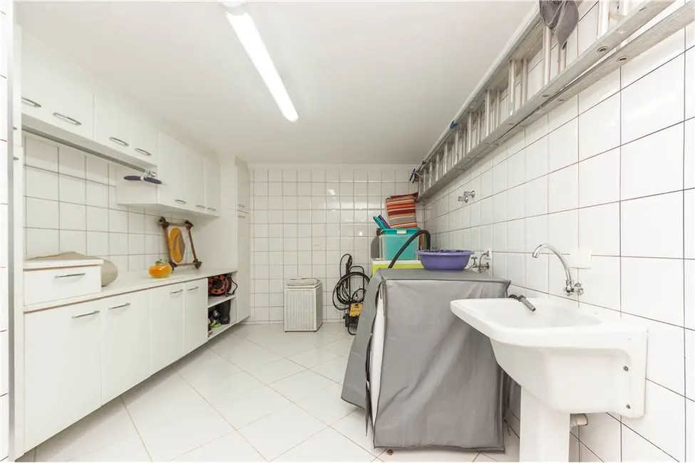 Casa com 3 quartos à venda, 419m2 em Ermelino Matarazzo, São Paulo - SP - imagem 3 Foto 3 de Casa com 3 quartos à venda, 419m2 em Ermelino Matarazzo, São Paulo - SP