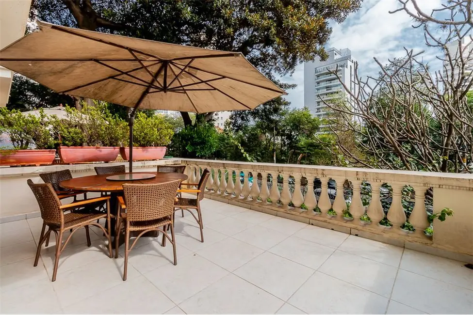 Apartamento com 3 quartos à venda, 164m2 em Higienópolis, São Paulo - SP - imagem 5 Foto 5 de Apartamento com 3 quartos à venda, 164m2 em Higienópolis, São Paulo - SP