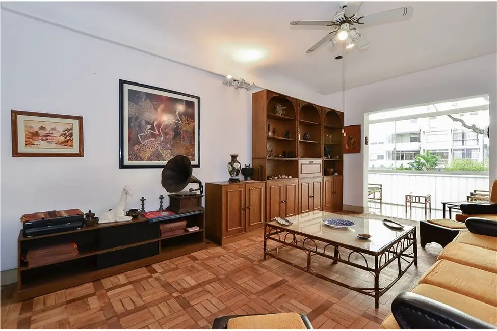 Foto 2 de Apartamento com 3 quartos à venda, 252m2 em Higienópolis, São Paulo - SP