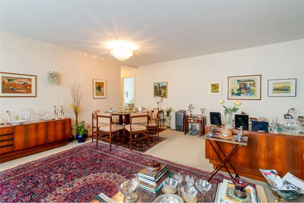 Foto 4 de Apartamento com 3 quartos à venda, 224m2 em Higienópolis, São Paulo - SP