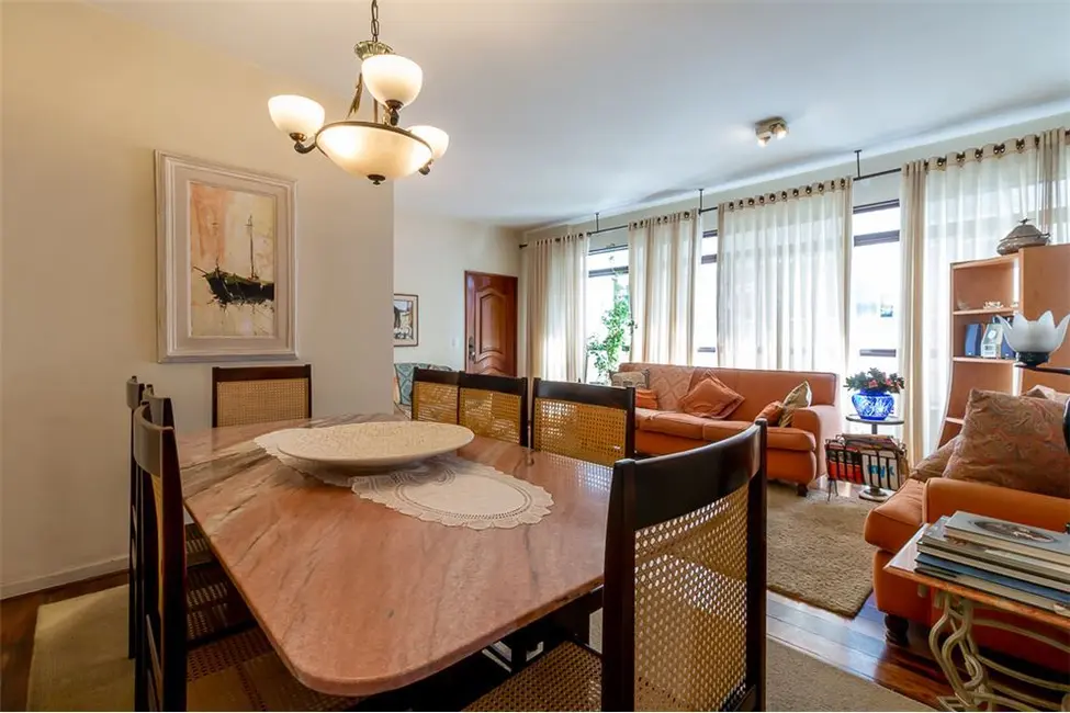 Apartamento com 3 quartos à venda, 133m2 em Higienópolis, São Paulo - SP - imagem 5 Foto 5 de Apartamento com 3 quartos à venda, 133m2 em Higienópolis, São Paulo - SP