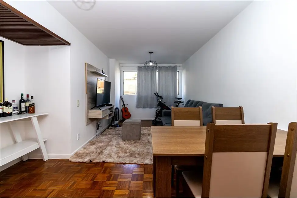 Foto 2 de Apartamento com 2 quartos à venda, 69m2 em Itaim Bibi, São Paulo - SP