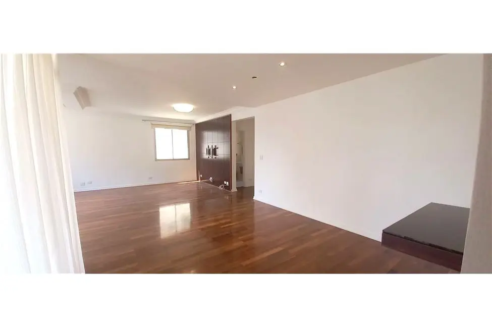 Apartamento com 3 quartos à venda, 168m2 em Itaim Bibi, São Paulo - SP - imagem 4 Foto 4 de Apartamento com 3 quartos à venda, 168m2 em Itaim Bibi, São Paulo - SP