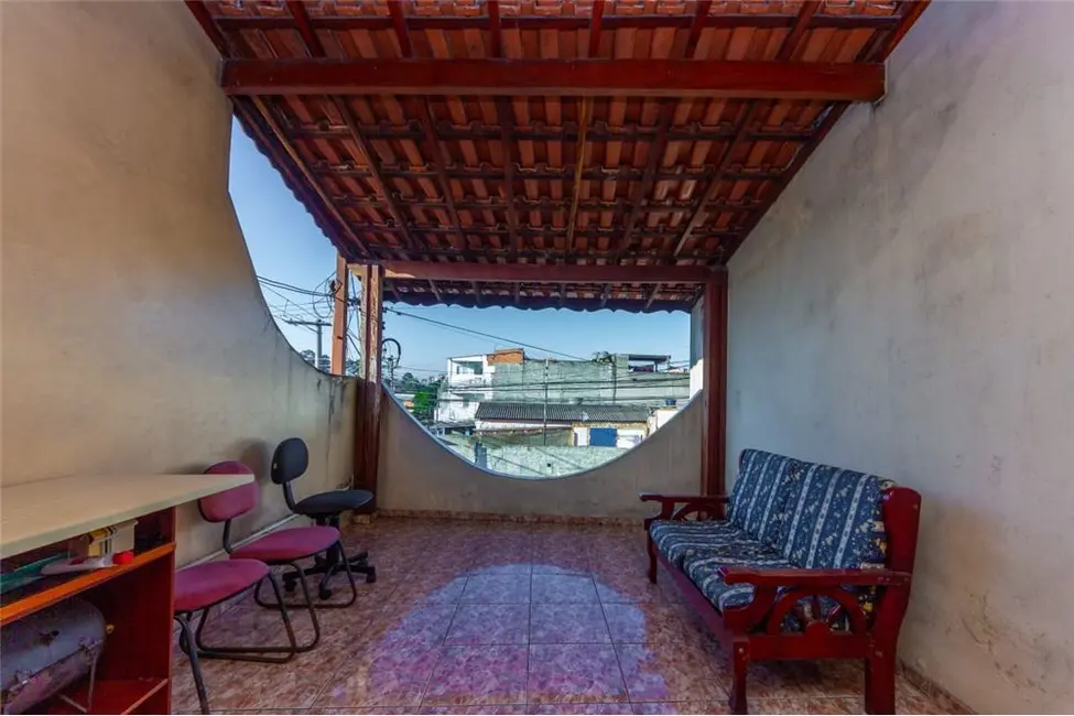 Casa com 5 quartos à venda, 189m2 em Itaquera, São Paulo - SP - imagem 4 Foto 4 de Casa com 5 quartos à venda, 189m2 em Itaquera, São Paulo - SP