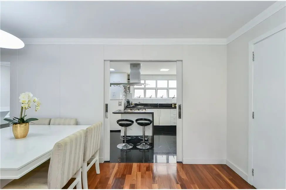 Foto 6 de Apartamento com 3 quartos à venda, 116m2 em Moema, São Paulo - SP